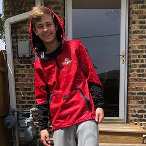 Meet your Posher, Brad